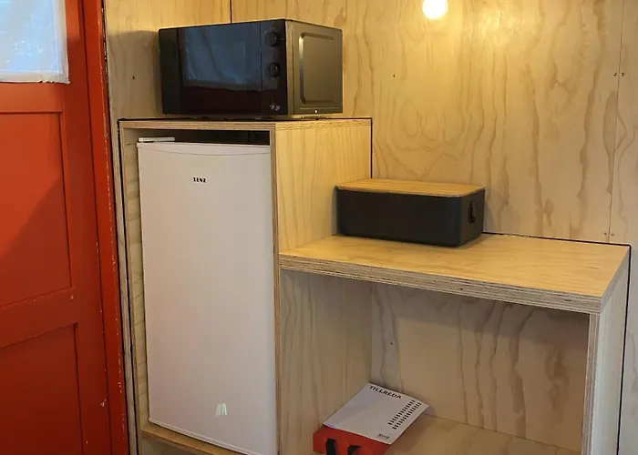 Кемпинг Kroghs Tiny - Hyttebyen Гриннстед
